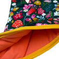 Load image into Gallery viewer, Floral Mushroom Oven Mitt