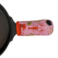 Load image into Gallery viewer, Shellfish Cast Iron Handle Mitt
