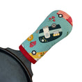 Load image into Gallery viewer, Campy Cruiser Cast Iron Skillet Mitt