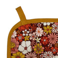 Load image into Gallery viewer, 70's Sunburst Pot Holder