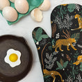 Load image into Gallery viewer, Leopard Oven Mitt