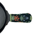 Load image into Gallery viewer, Botanical Blooms Cast Iron Skillet Mitt