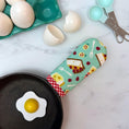 Load image into Gallery viewer, Sweetie Pie Cast Iron Skillet Mitt