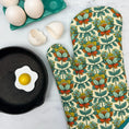 Load image into Gallery viewer, Cottage Bloom Oven Mitt