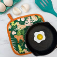 Load image into Gallery viewer, Jungle Tiger Pot Holder