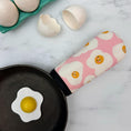 Load image into Gallery viewer, Fried Eggs Cast Iron Handle Mitt