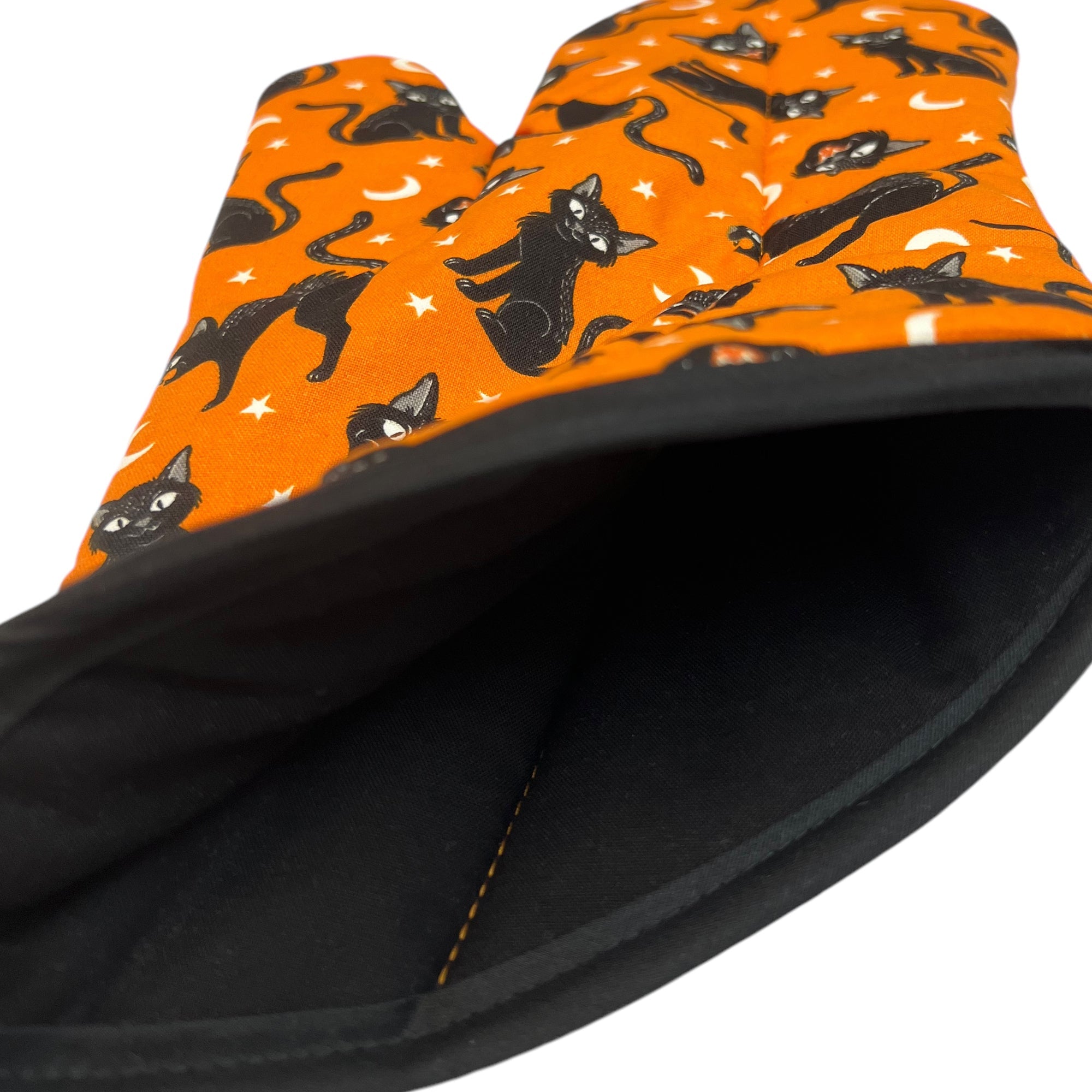 Fright Cat Oven Mitt