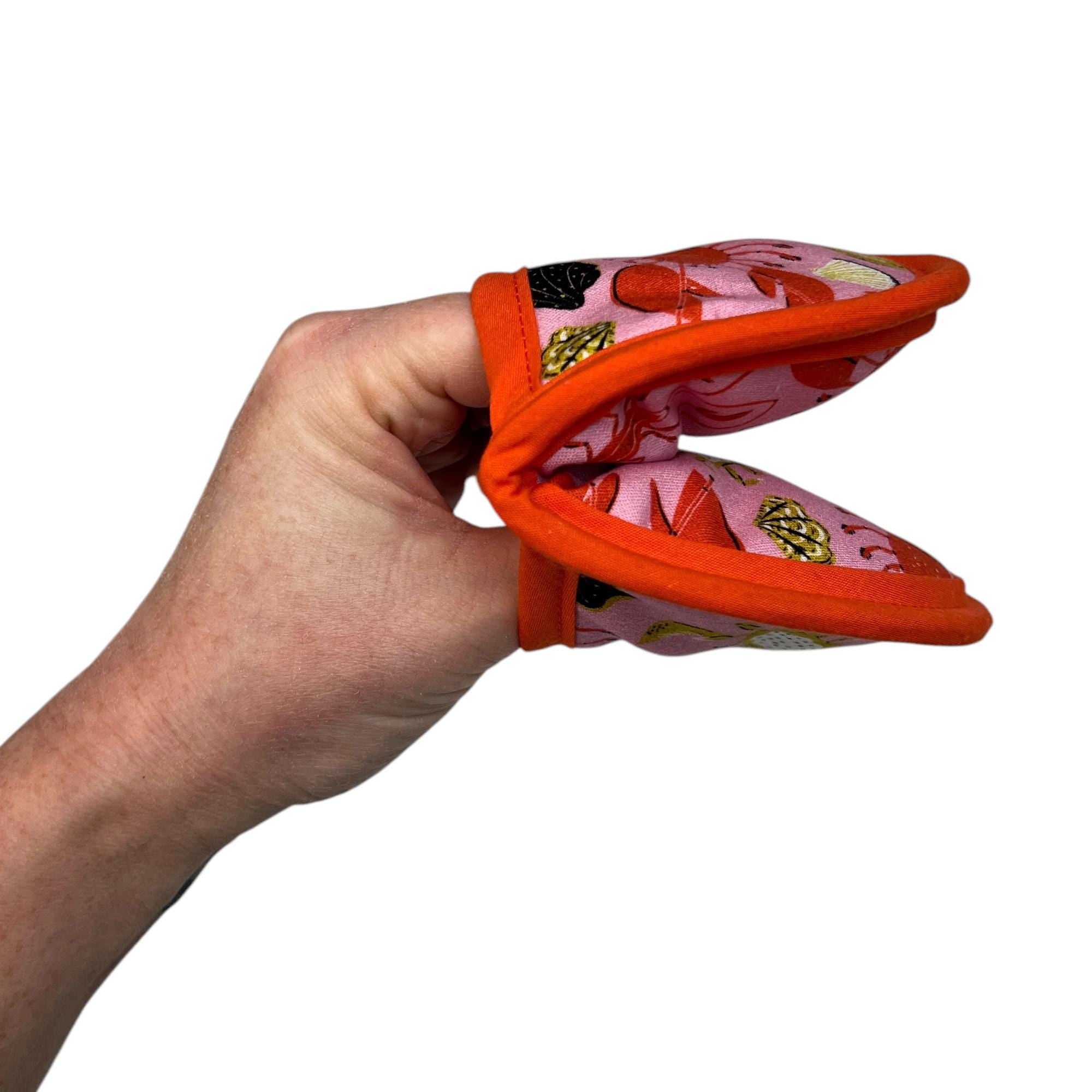 Shellfish Mini Pincher Mitt