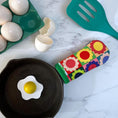 Load image into Gallery viewer, Granny Squares Cast Iron Handle Mitt
