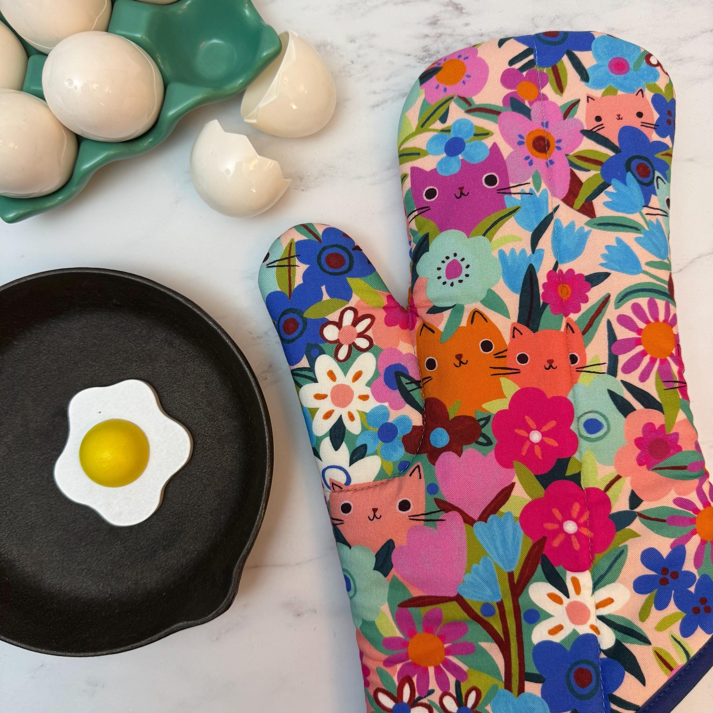 Garden Cats Oven Mitt