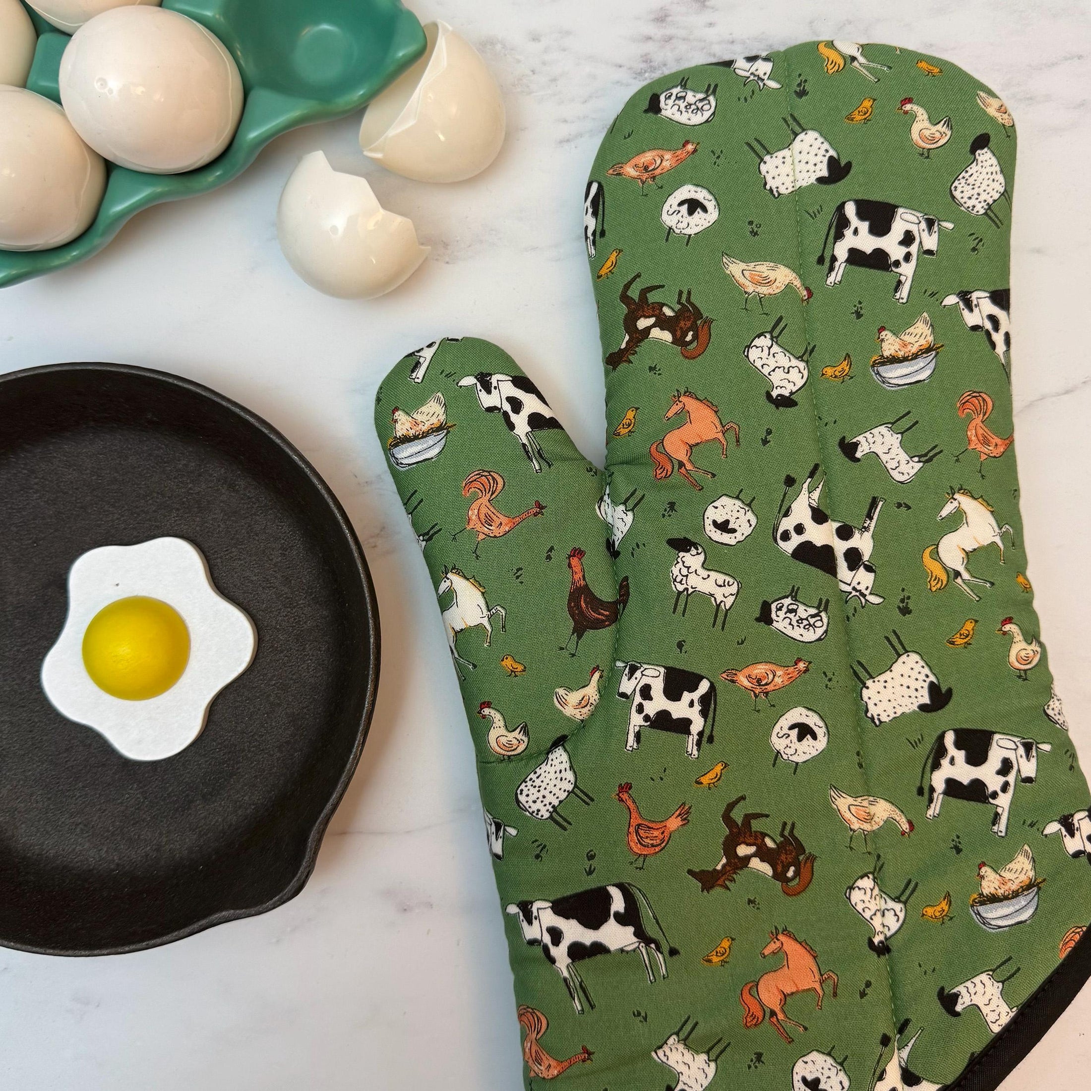 Down on the Farm Oven Mitt