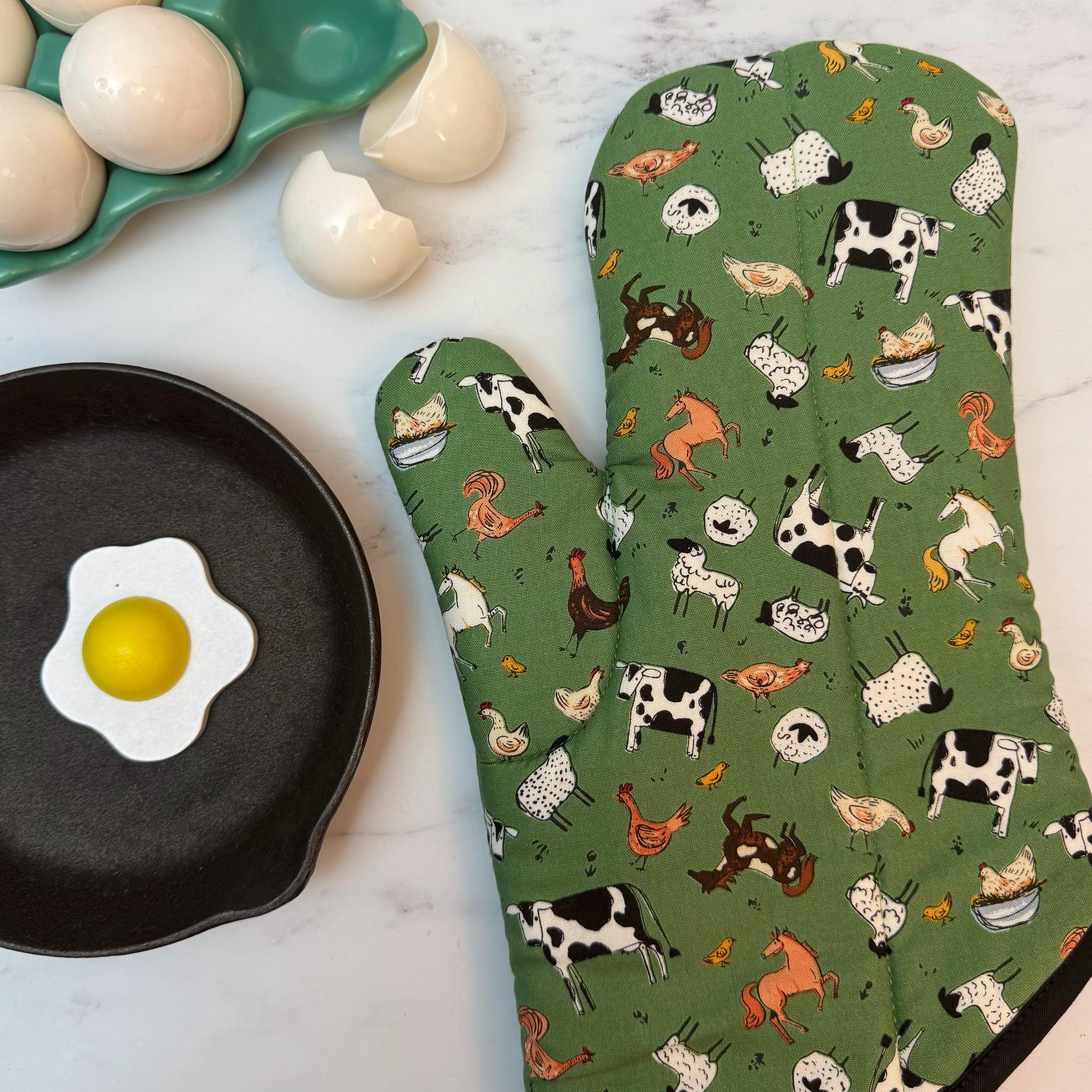 Down on the Farm Oven Mitt