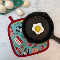 Load image into Gallery viewer, Campy Cruiser Pot Holder
