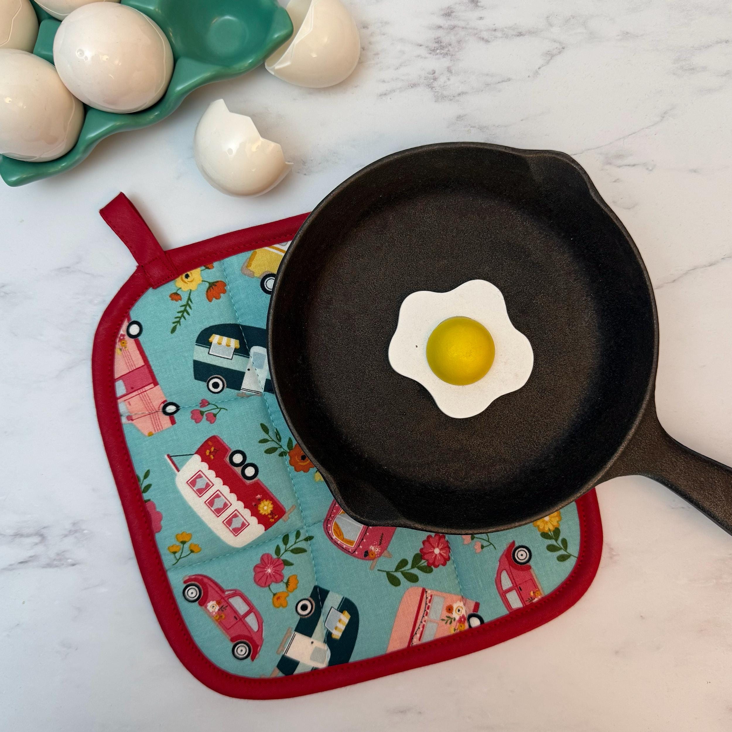 Campy Cruiser Pot Holder