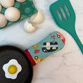 Load image into Gallery viewer, Campy Cruiser Cast Iron Skillet Mitt

