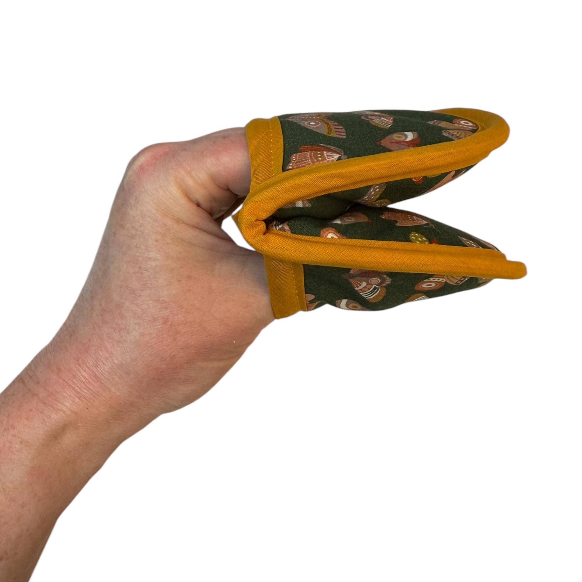 Moth Grove Mini Pincher Mitt