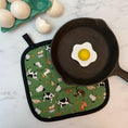 Load image into Gallery viewer, Down on the Farm Pot Holder
