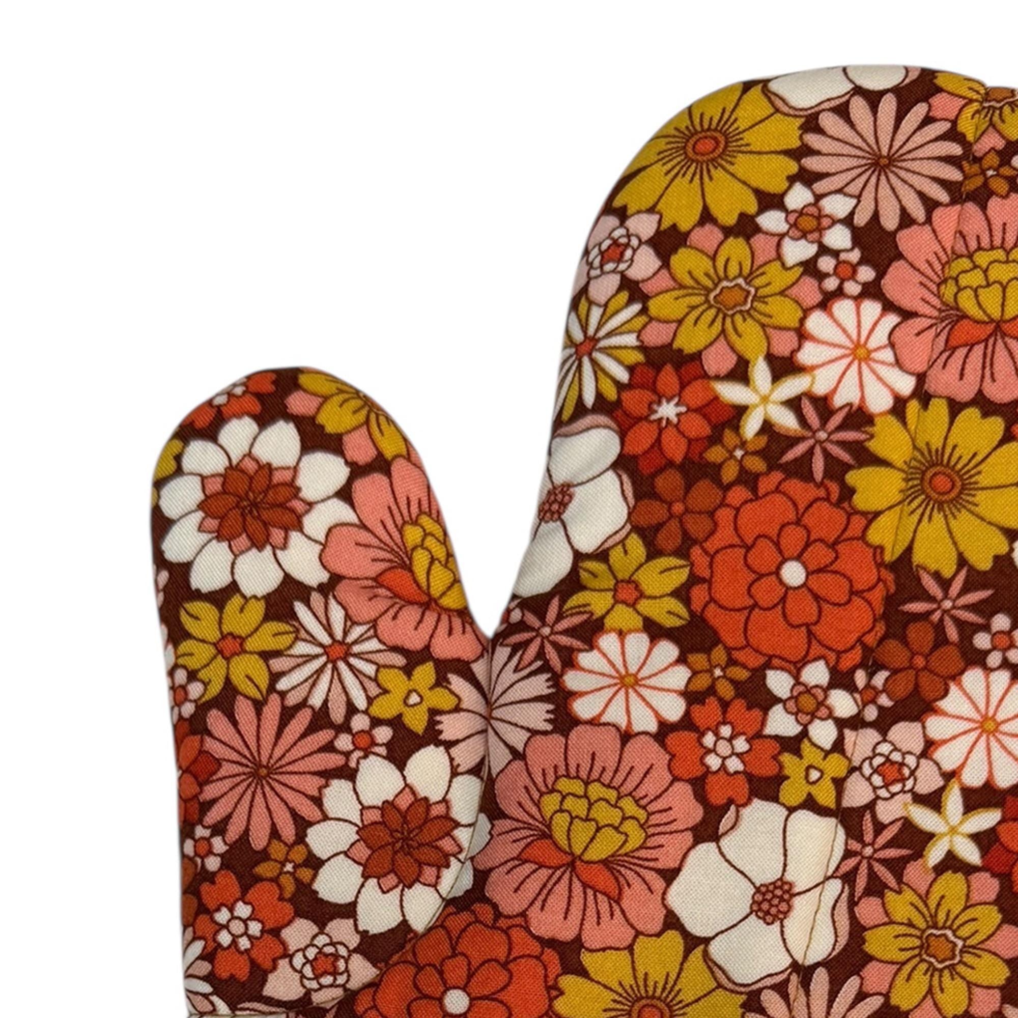 70's Sunburst Oven Mitt