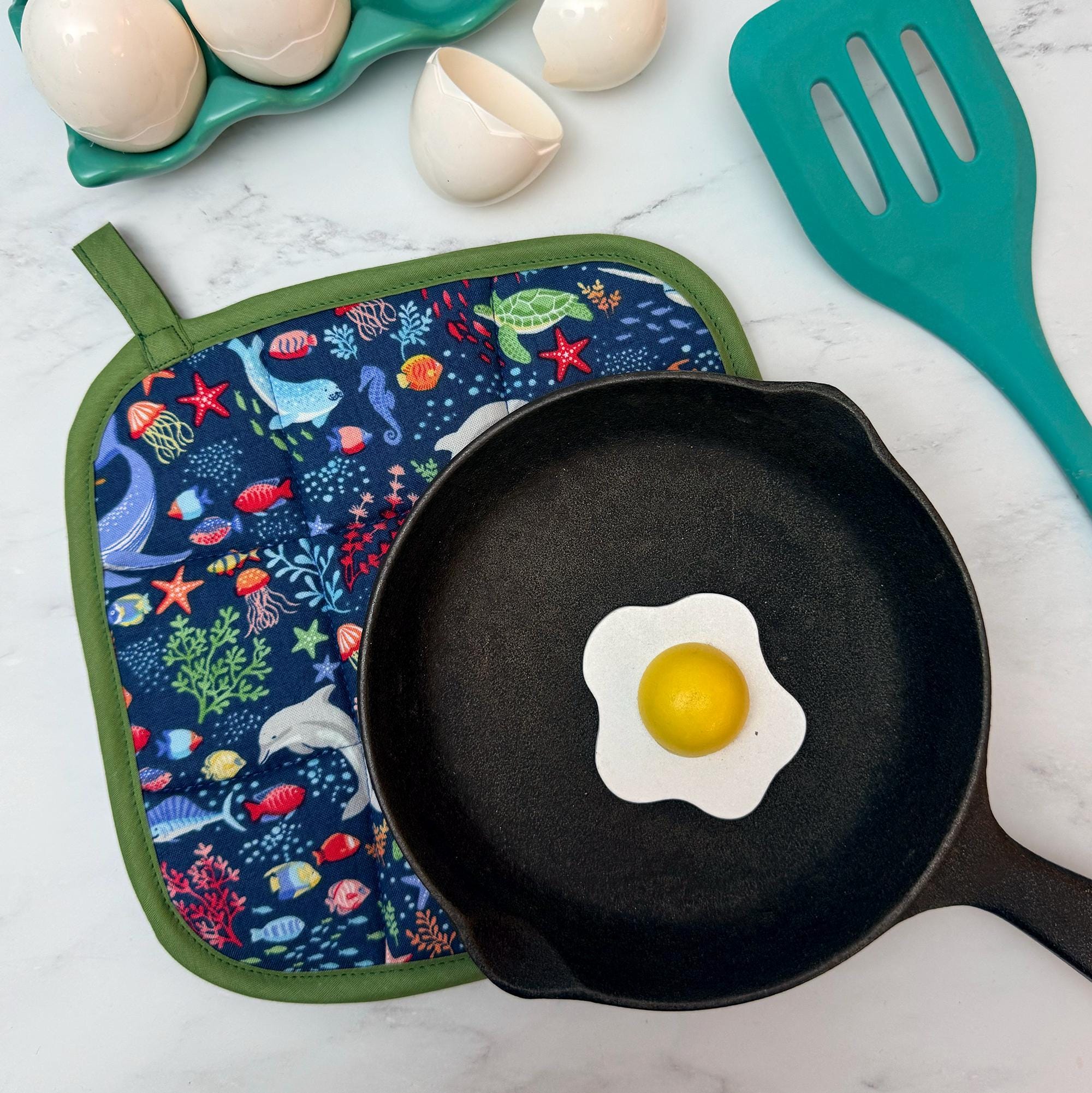 Undersea Adventure Pot Holder
