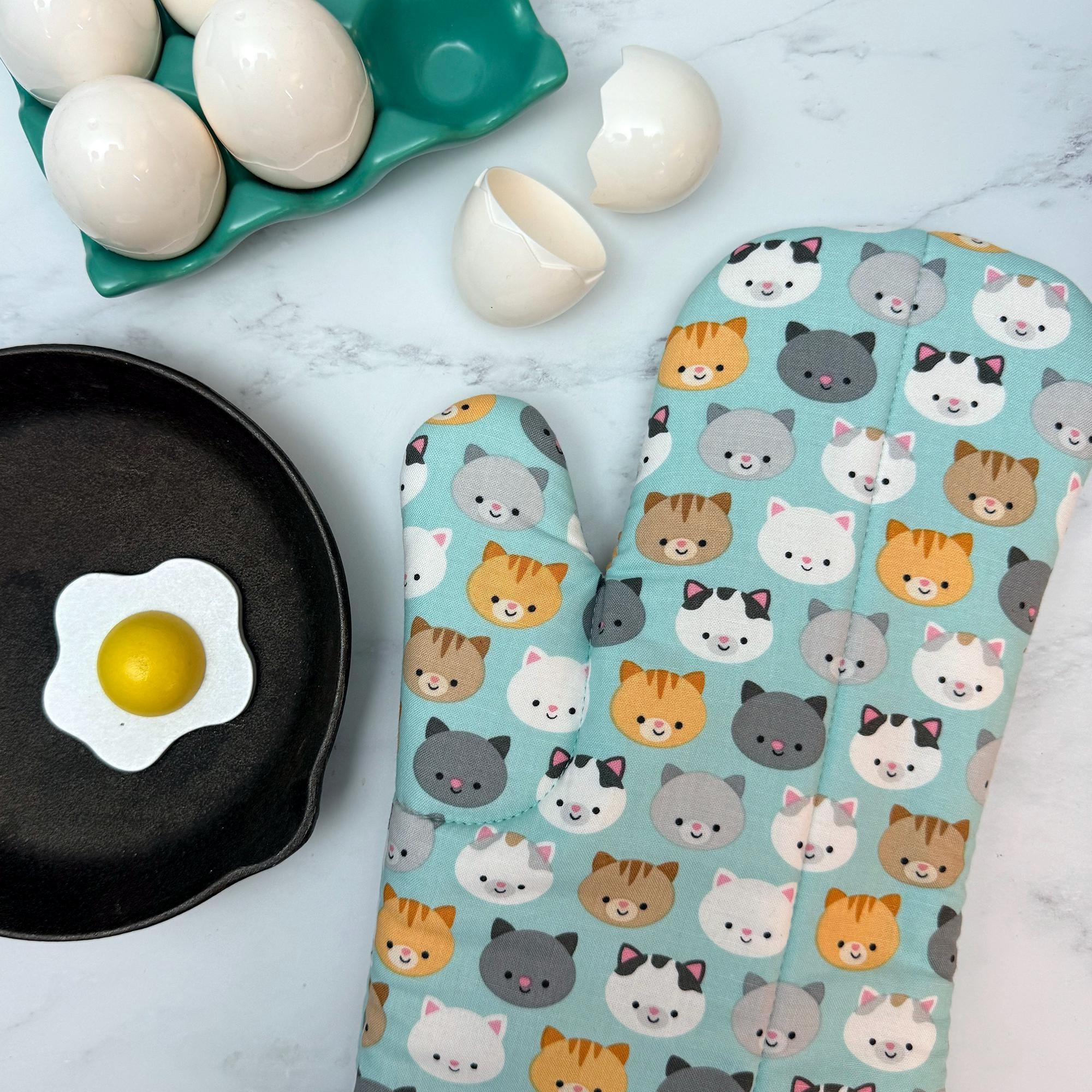 Kitty Crew Oven Mitt