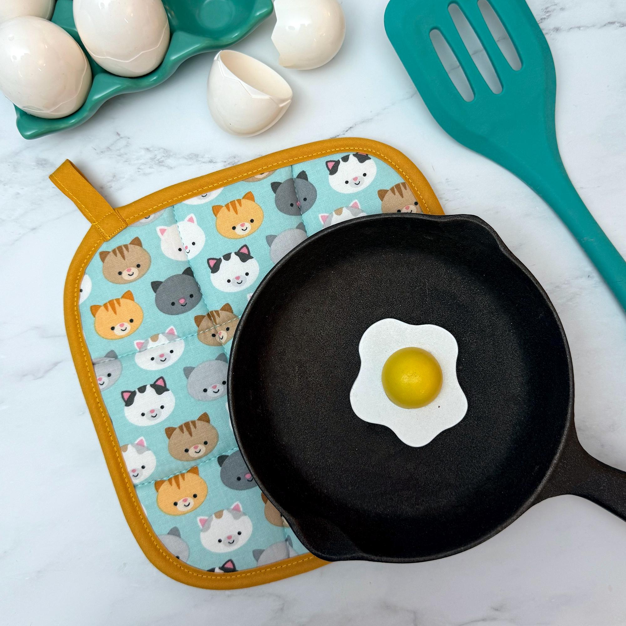 Kitty Crew Pot Holder