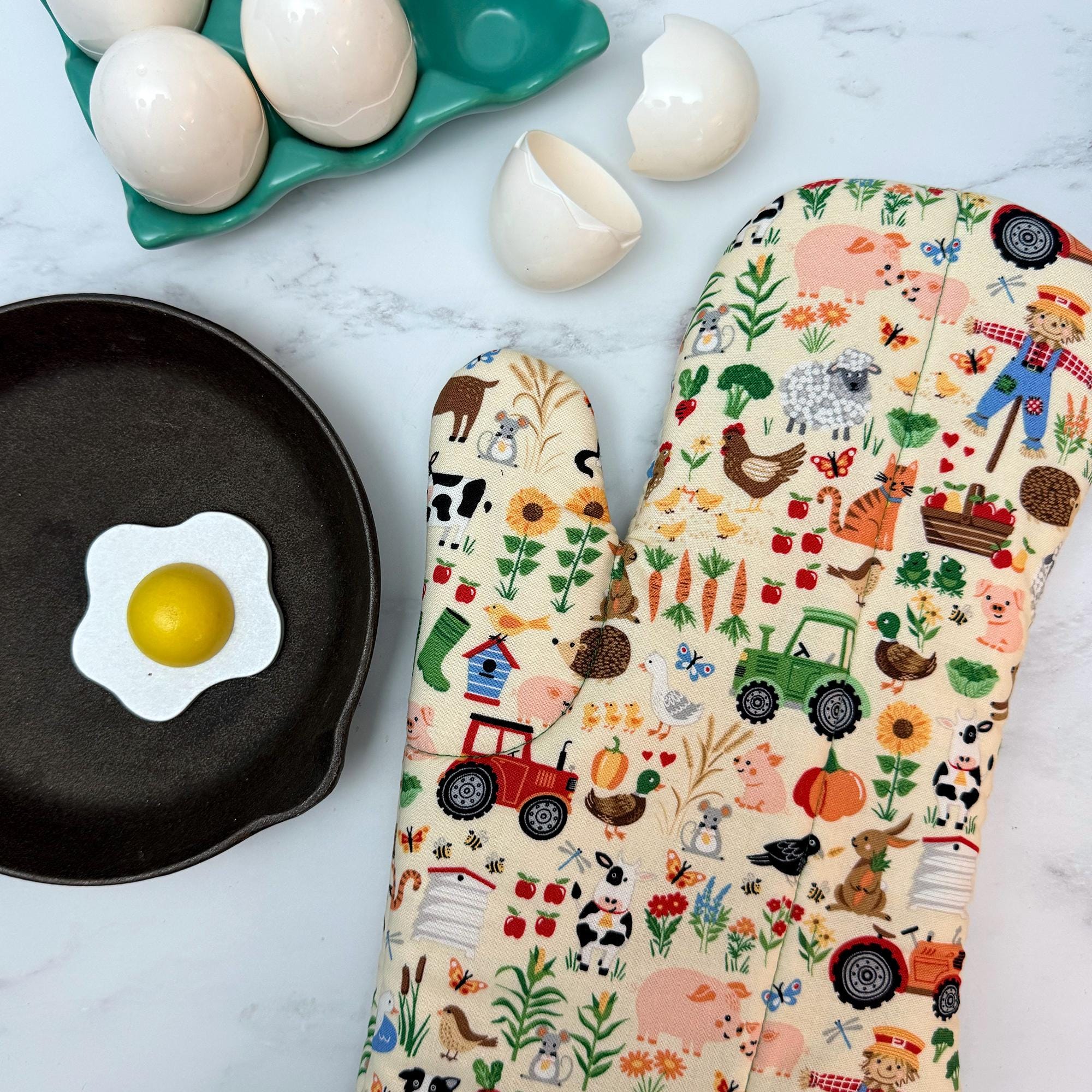 Happy Farm Oven Mitt