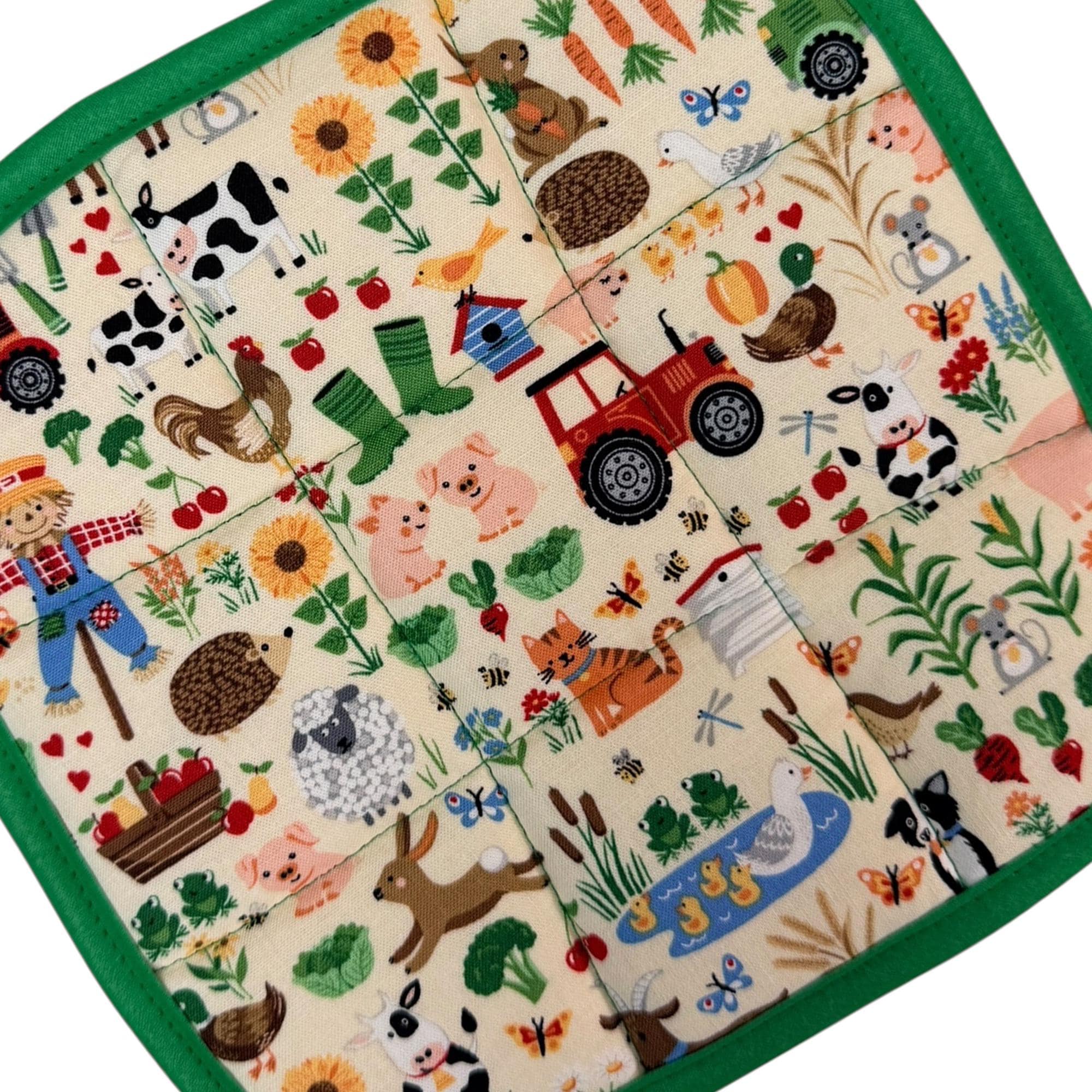 Happy Farm Pot Holder