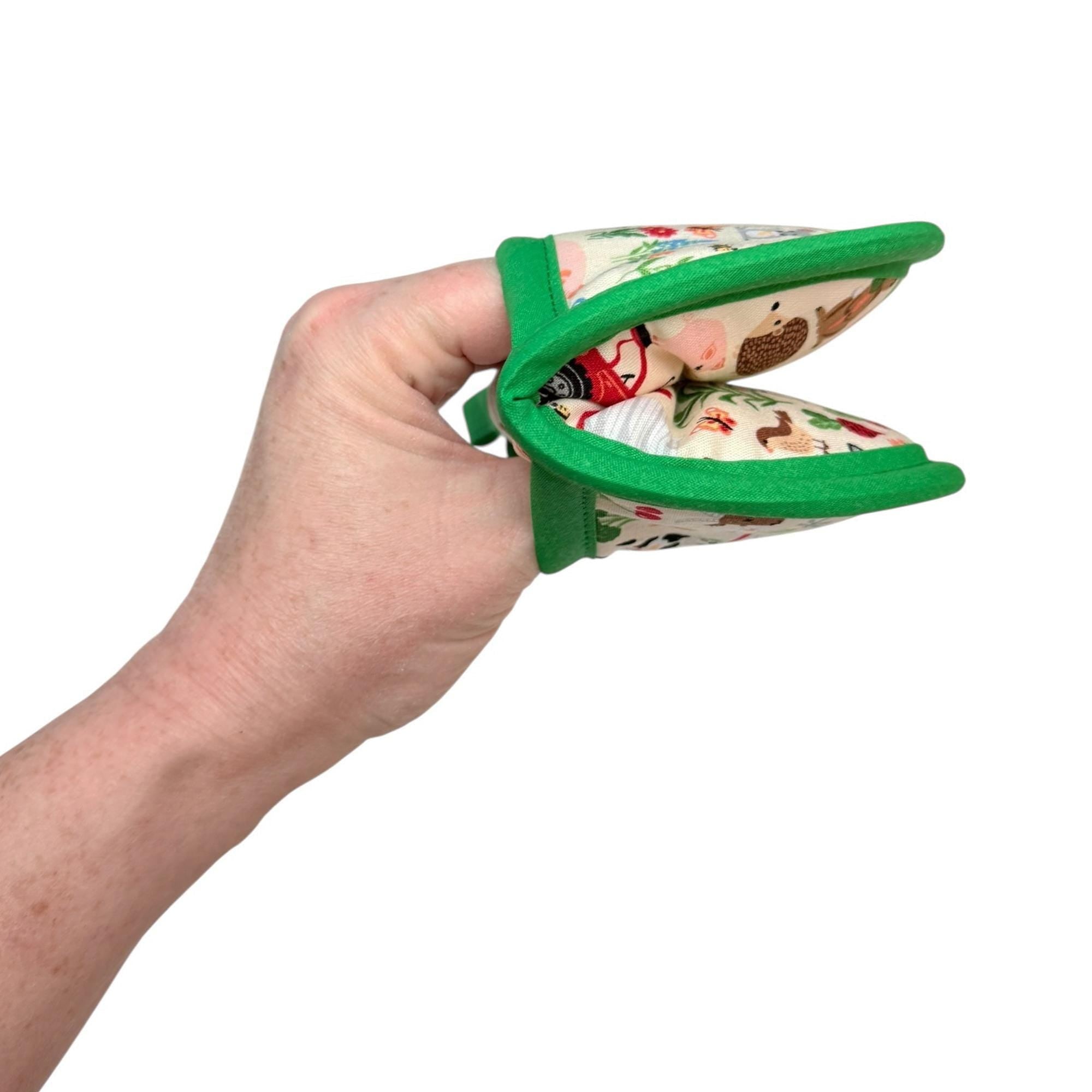 Happy Farm Mini Pincher Mitt