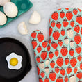 Load image into Gallery viewer, Strawberry Pop Oven Mitt
