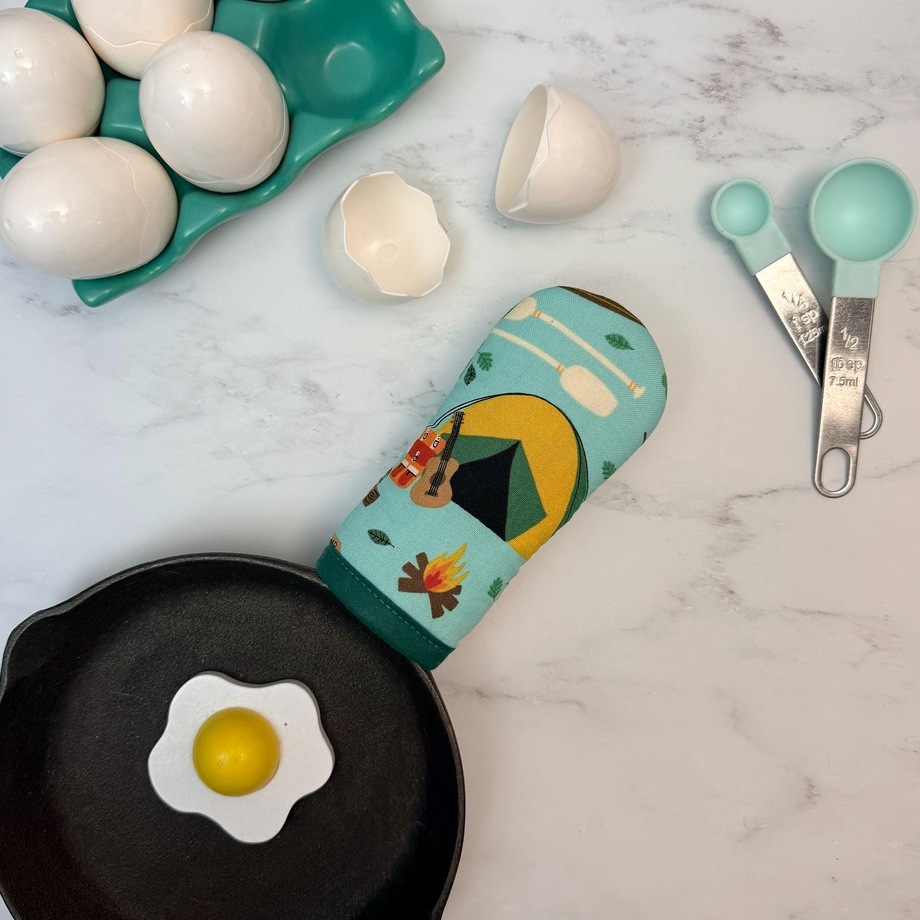 Camping Cast Iron Handle Mitt