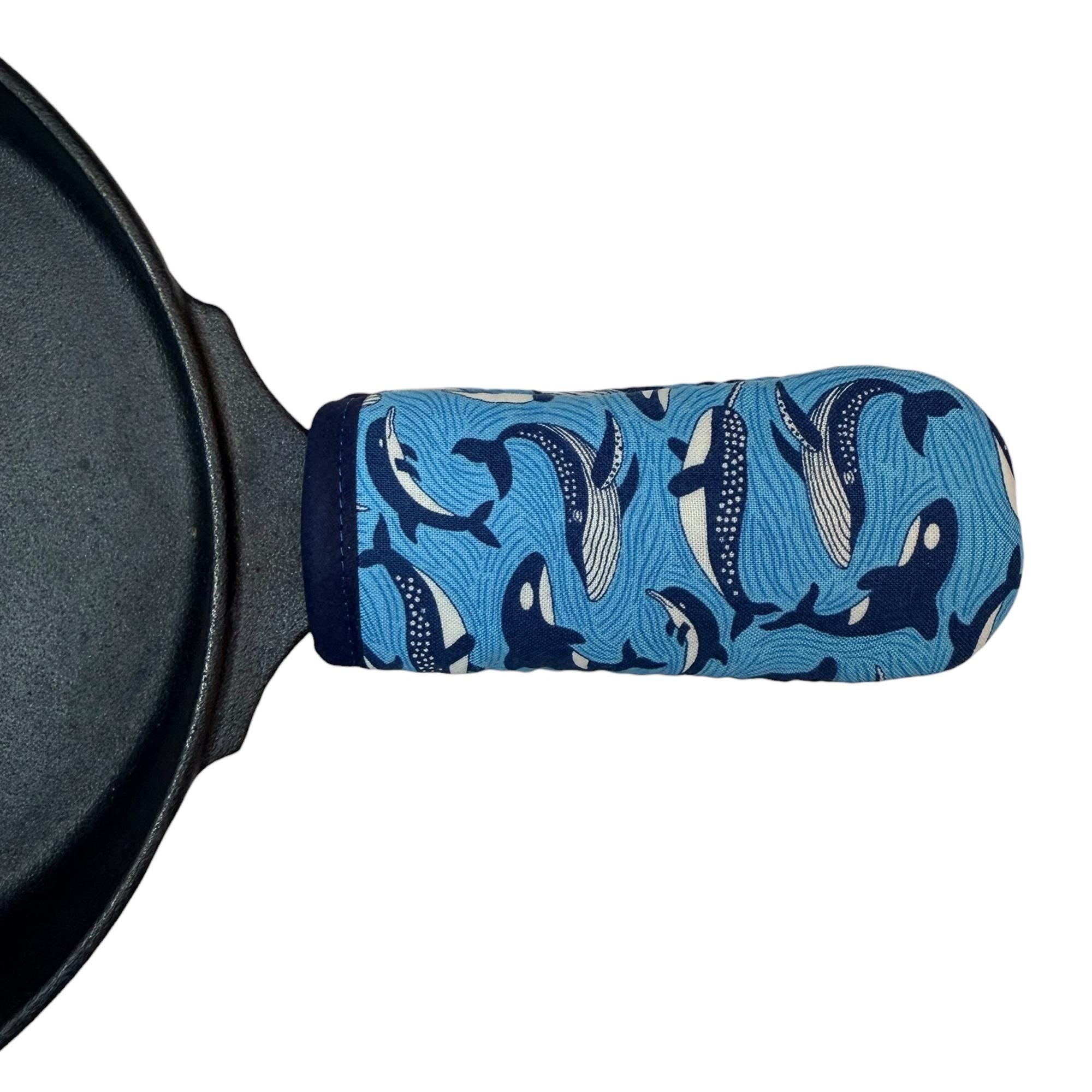 Ocean Crew Cast Iron Handle Mitt