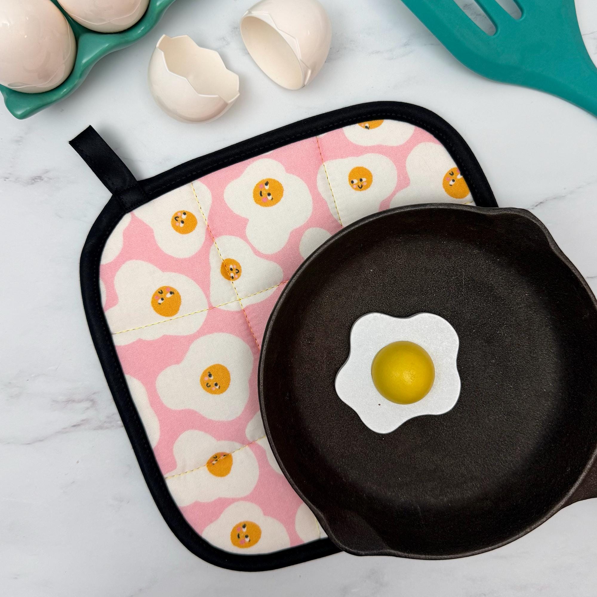 Fried Egg Pot Holder