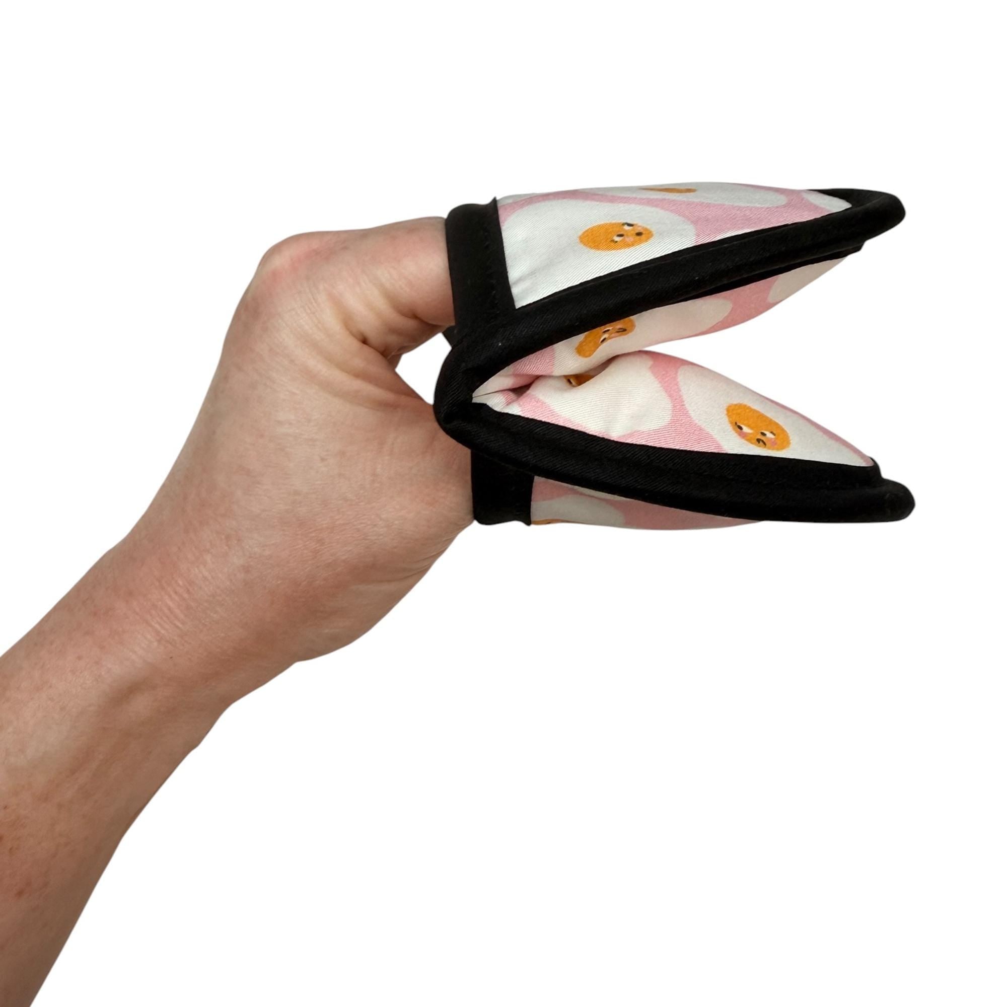 Fried Eggs Mini Pincher Mitt