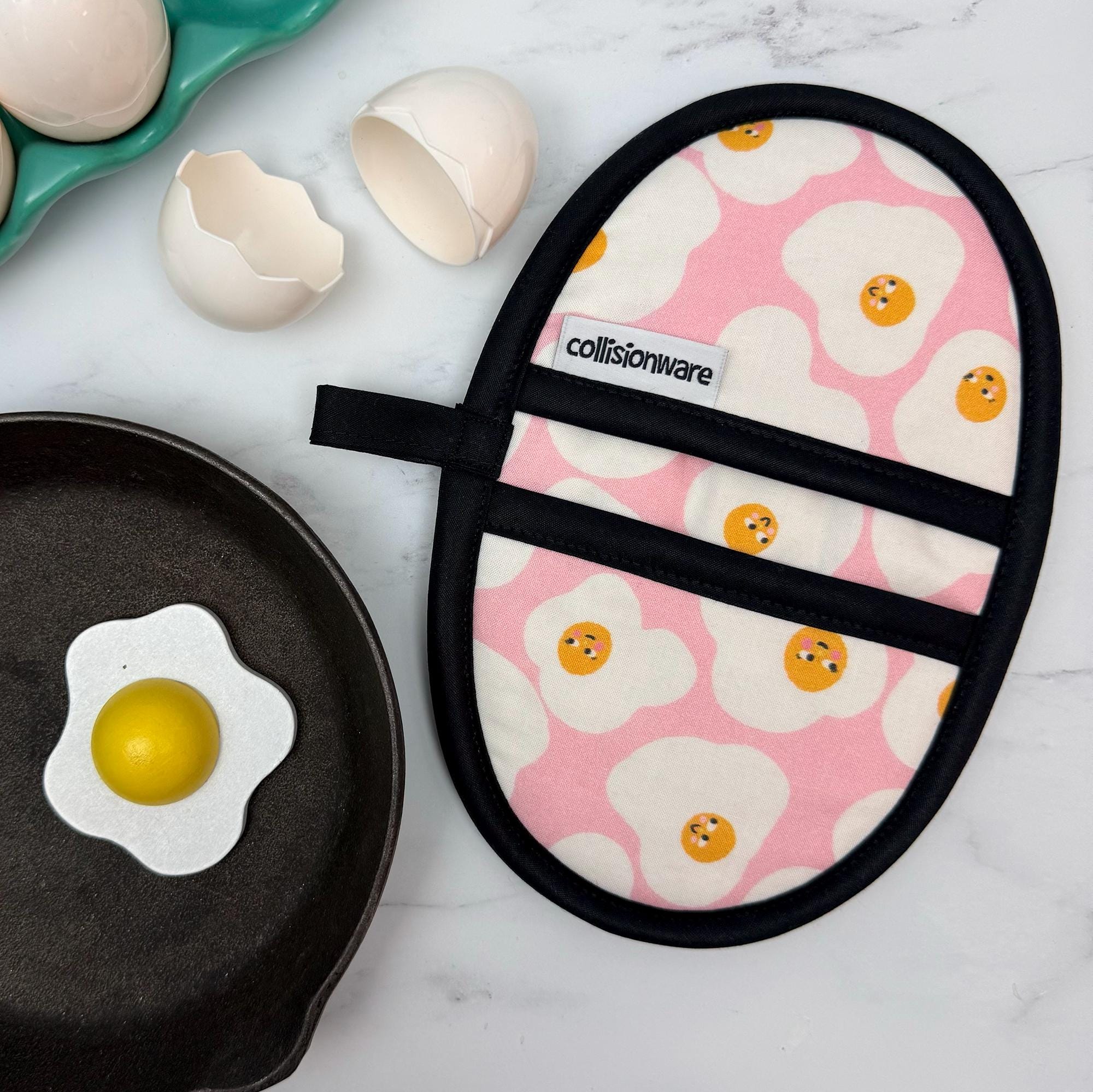 Fried Eggs Mini Pincher Mitt