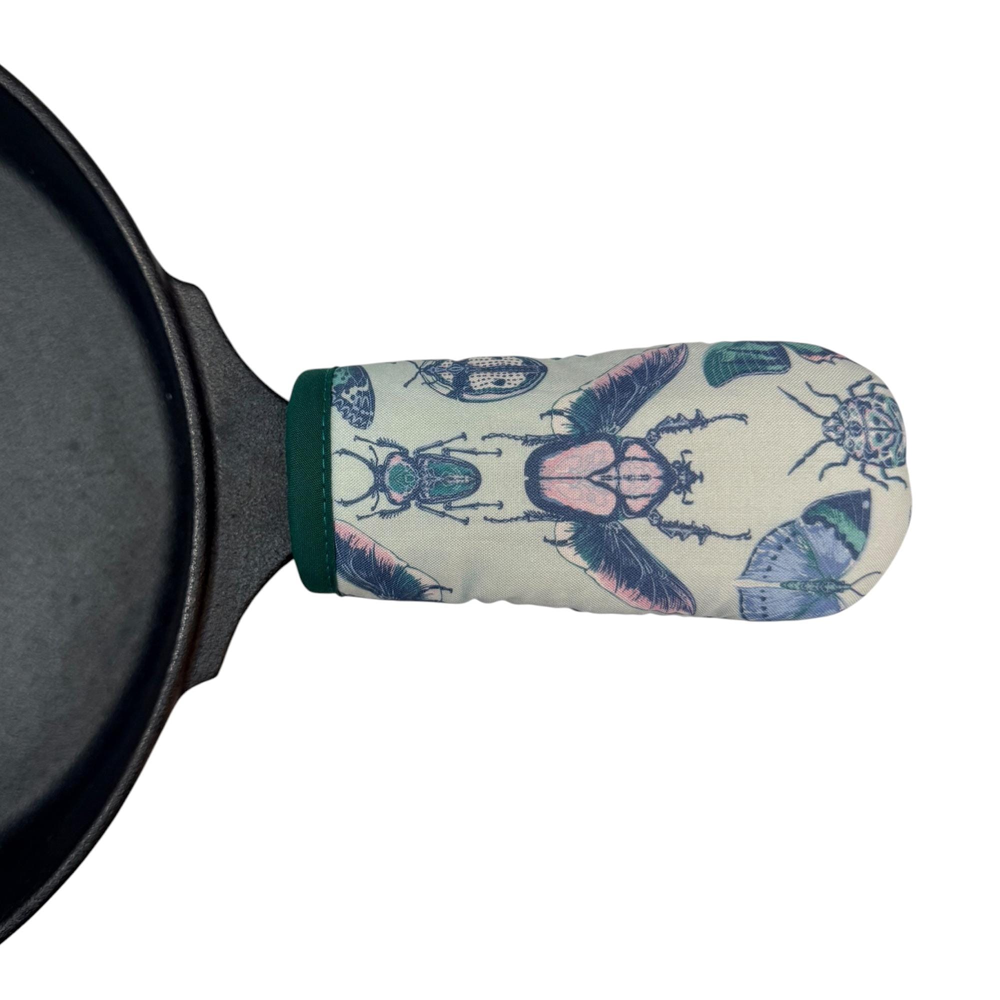 Garden Insects Cast Iron Handle Mitt