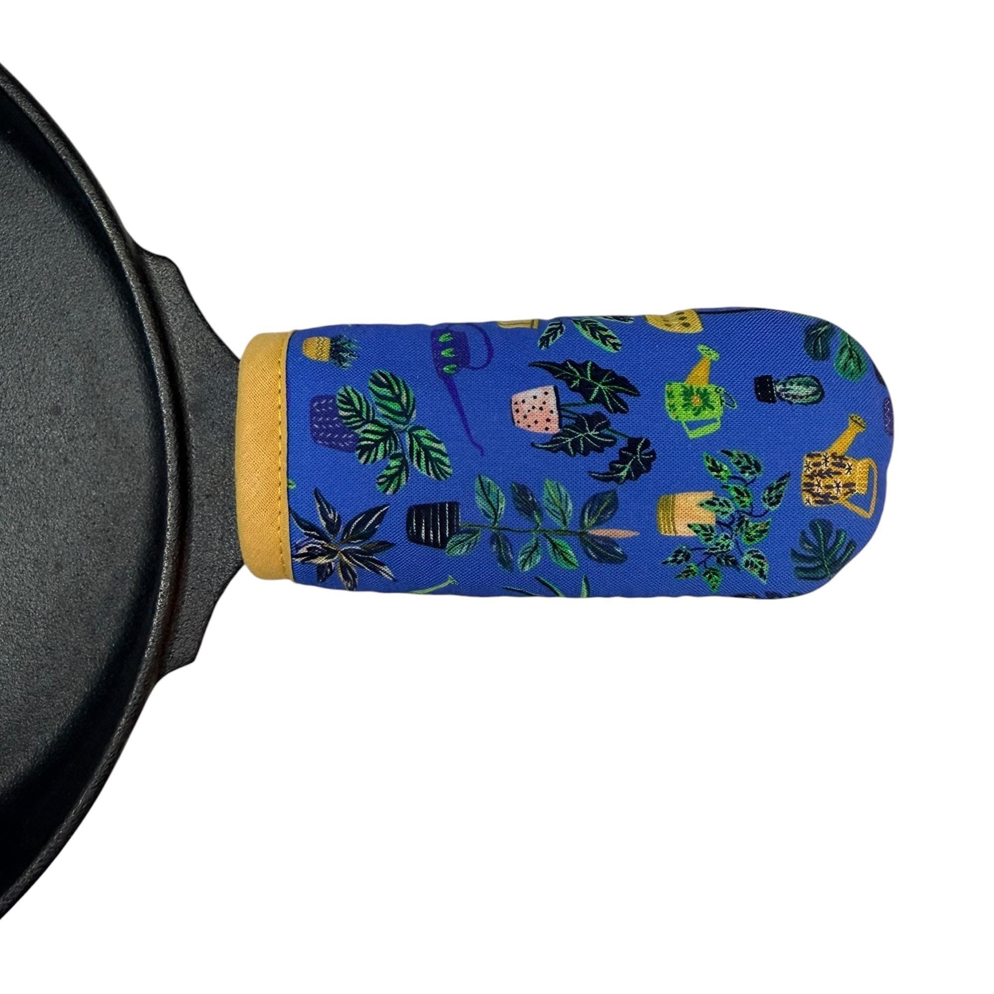 Plant Shop Cast Iron Handle Mitt