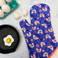 Load image into Gallery viewer, Folky Chicken Oven Mitt
