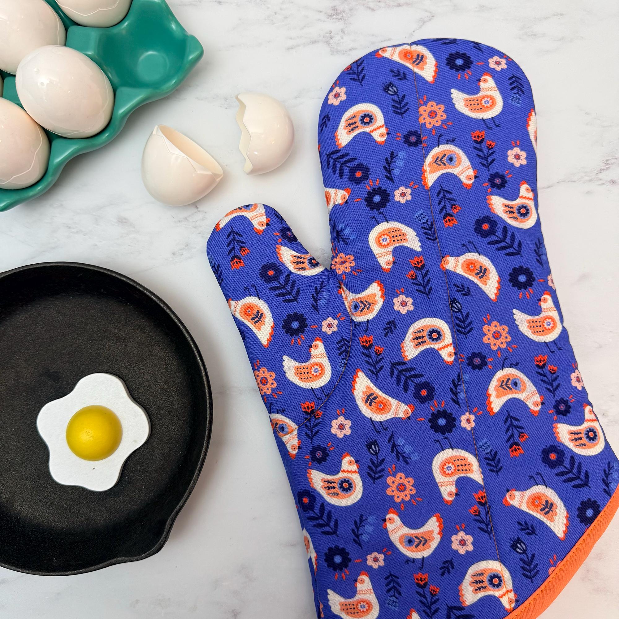 Folky Chicken Oven Mitt