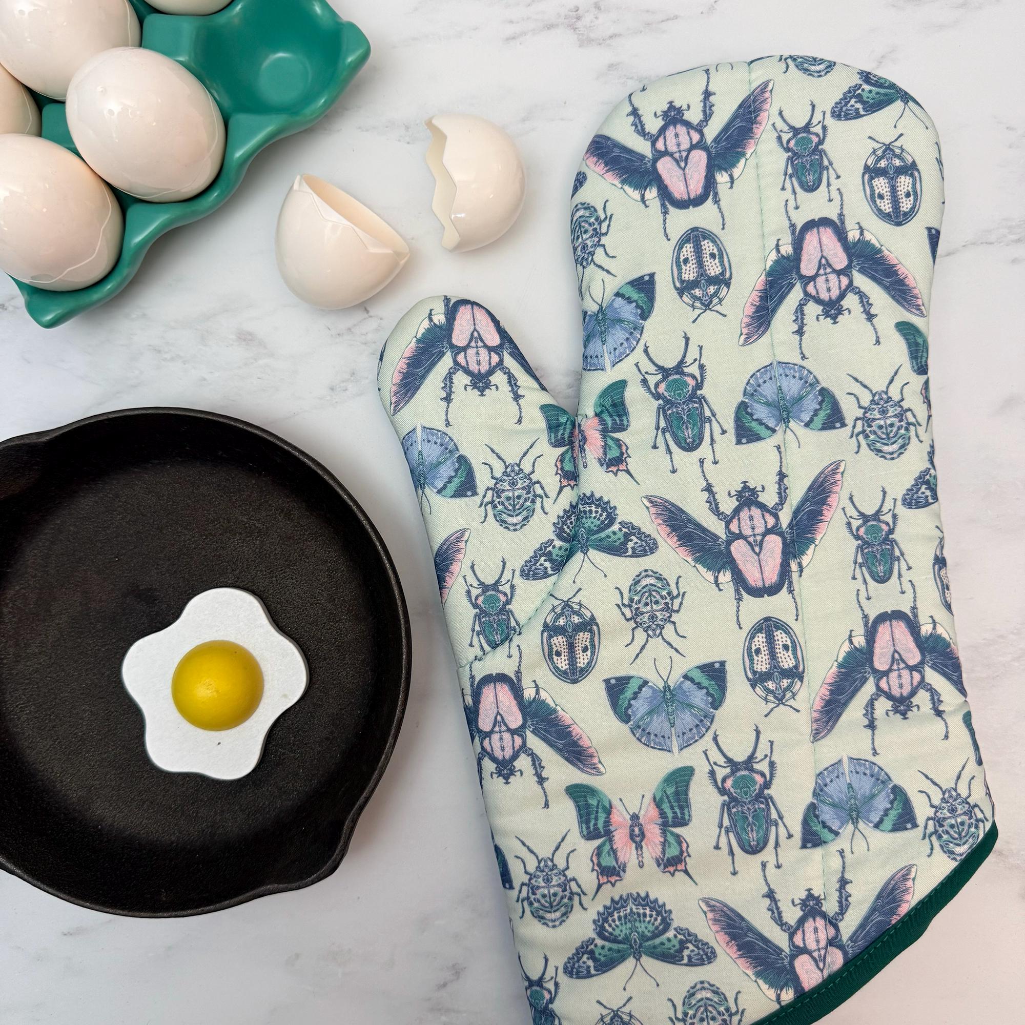 Garden Insects Oven Mitt