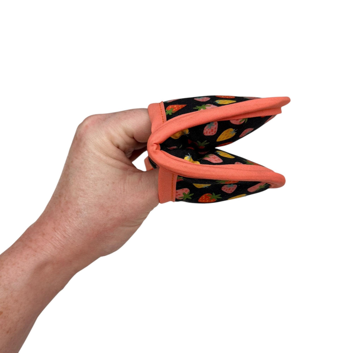 Strawberry Daze Mini Pincher Mitt