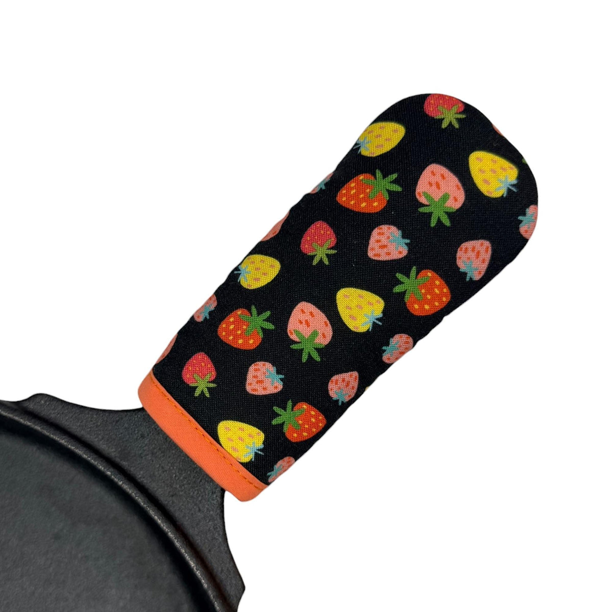 Strawbery Daze Cast Iron Skillet Mitt