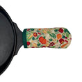 Load image into Gallery viewer, Veggies Cast Iron Skillet Mitt
