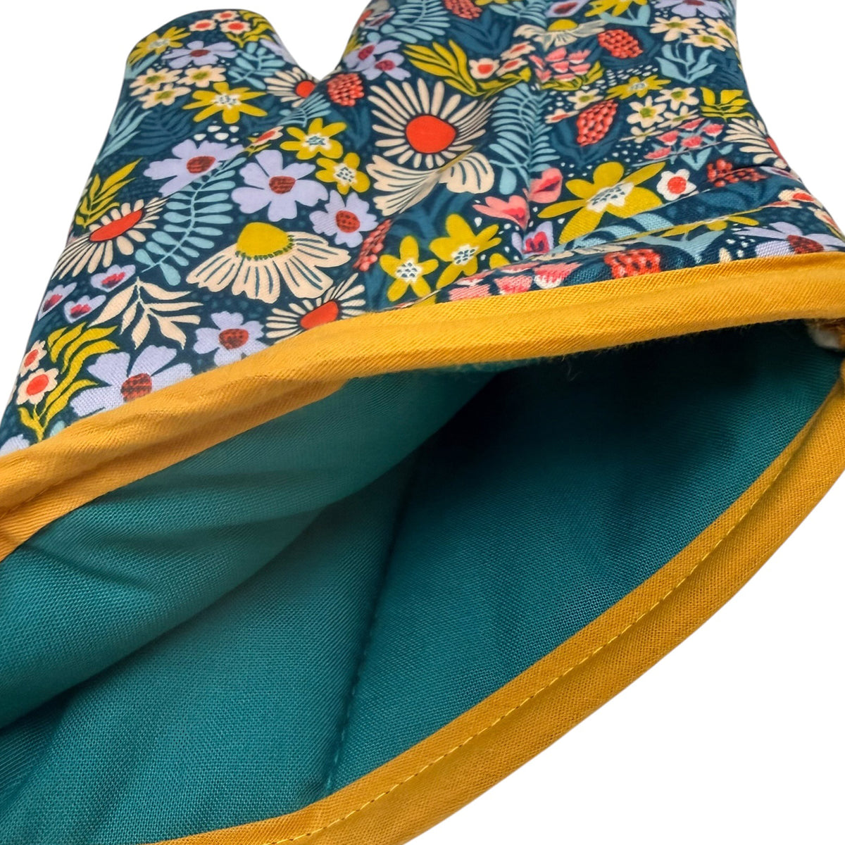 Petals in the Sun Oven Mitt