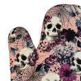 Load image into Gallery viewer, Web of Skulls Oven Mitt
