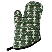 Load image into Gallery viewer, Green Owls Mitt Set
